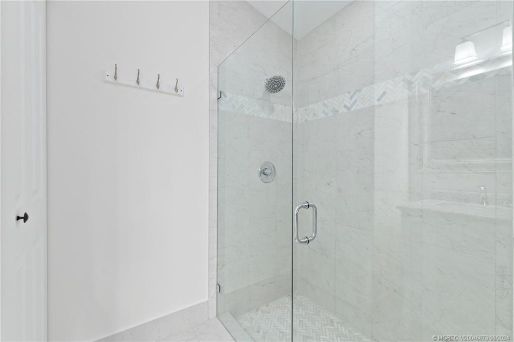 2516 Southeast Springtree Place Stuart, FL 34997 - Photo 12 of 28 Gallery Image 12