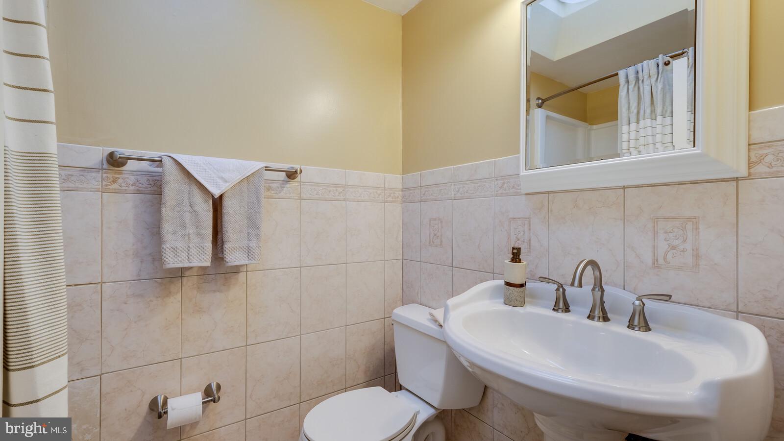 12631 Calpine Road Philadelphia, PA 19154 - Photo 13 of 23