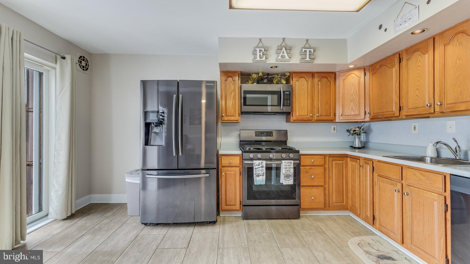 12631 Calpine Road Philadelphia, PA 19154 - Photo 9 of 23