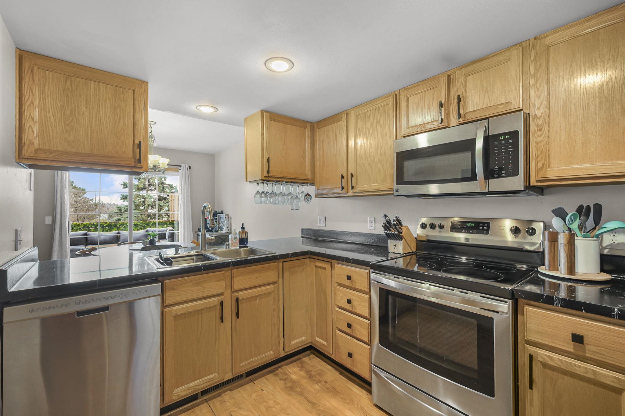 203 North Musket Ridge Drive Sun Prairie, WI 53590 - Photo 8 of 42