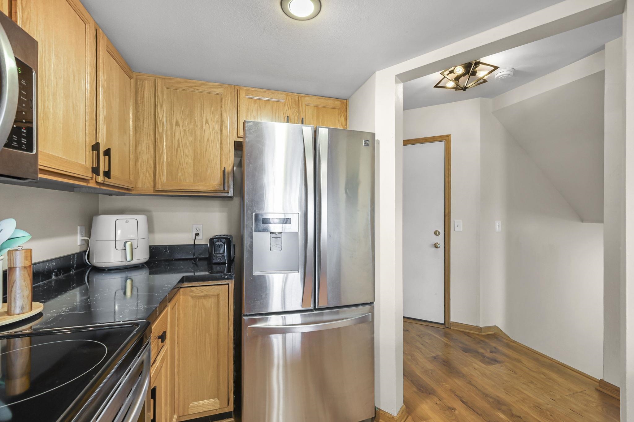 203 North Musket Ridge Drive Sun Prairie, WI 53590 - Photo 10 of 42