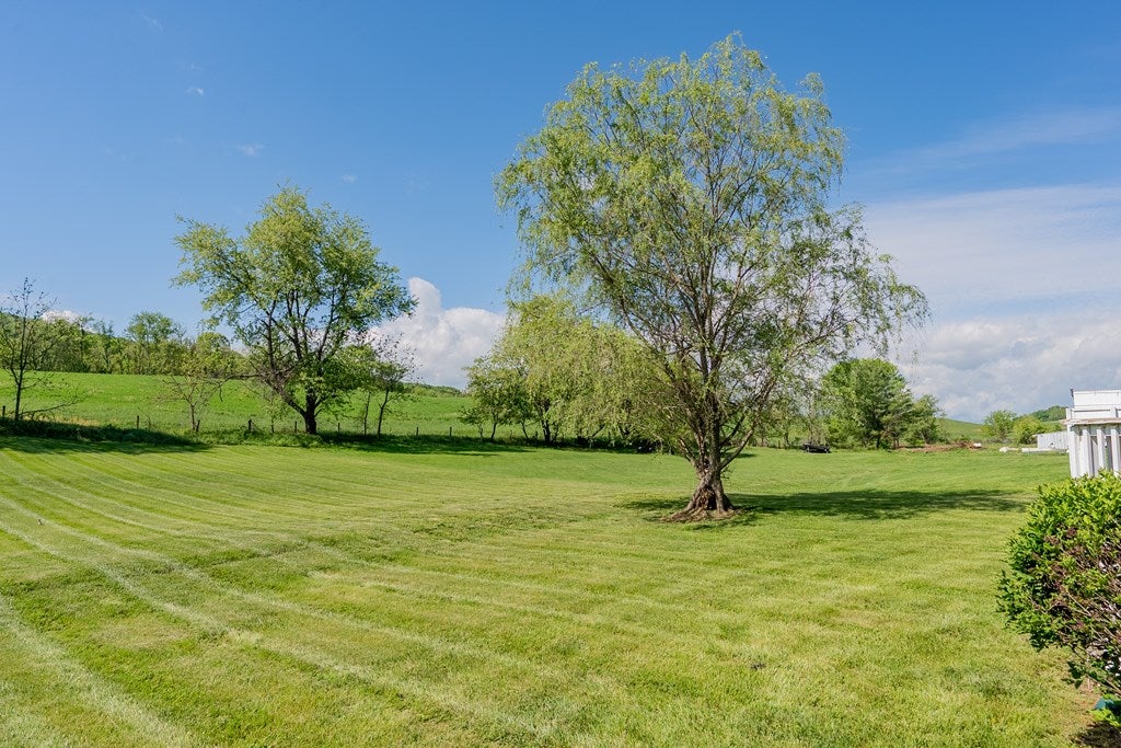 105 Sunny Road Max Meadows, VA 24360 - Photo 41 of 54 Gallery Image 41