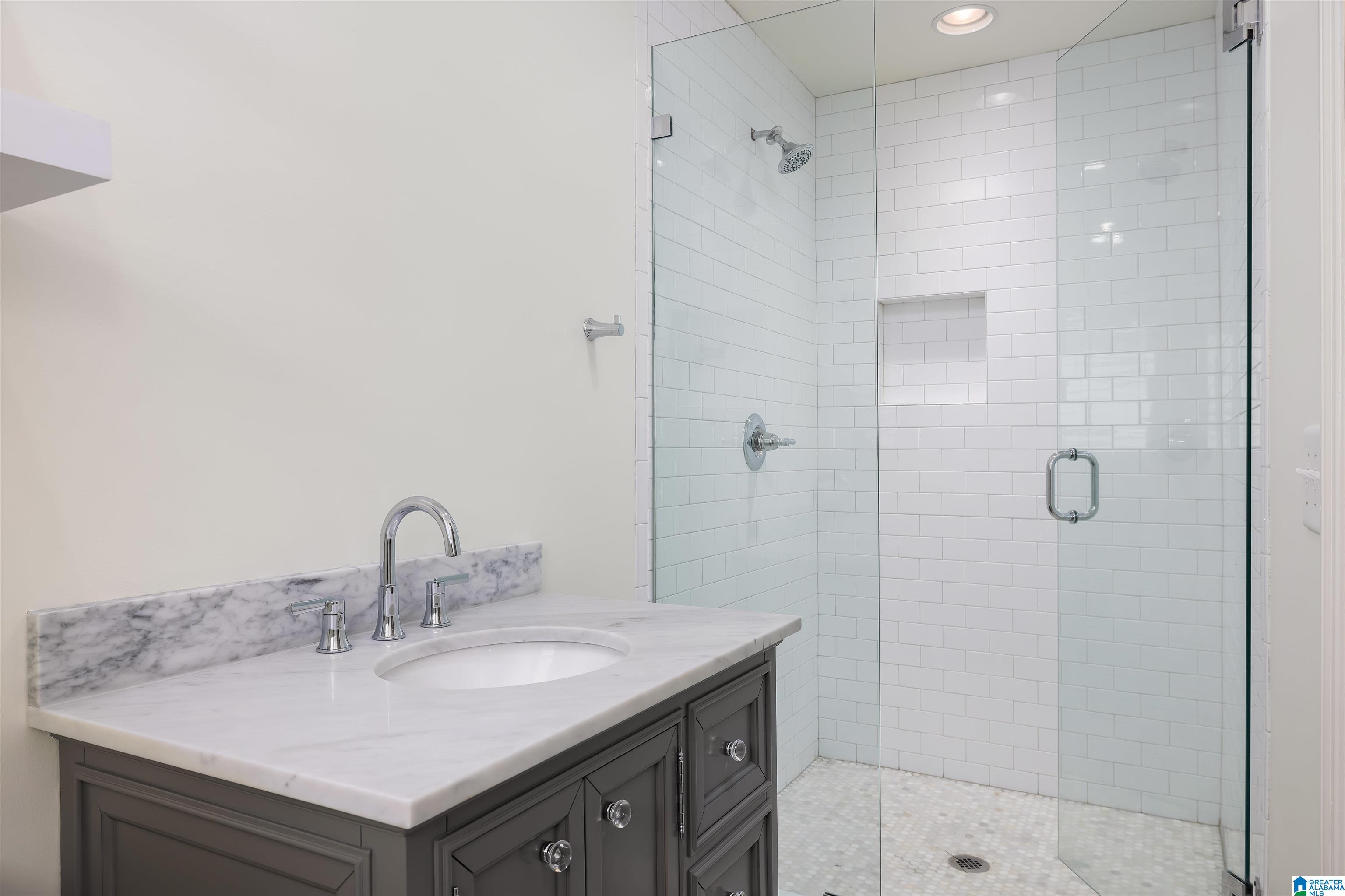1861 Southwood Road Birmingham, AL 35216 - Photo 24 of 40