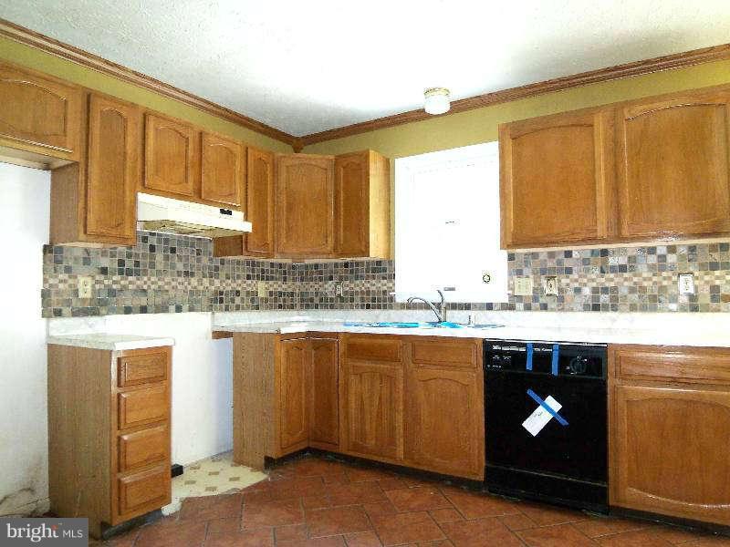18907 Burnside Bridge Road Sharpsburg, MD 21782 - Photo 16 of 29 Kitchen