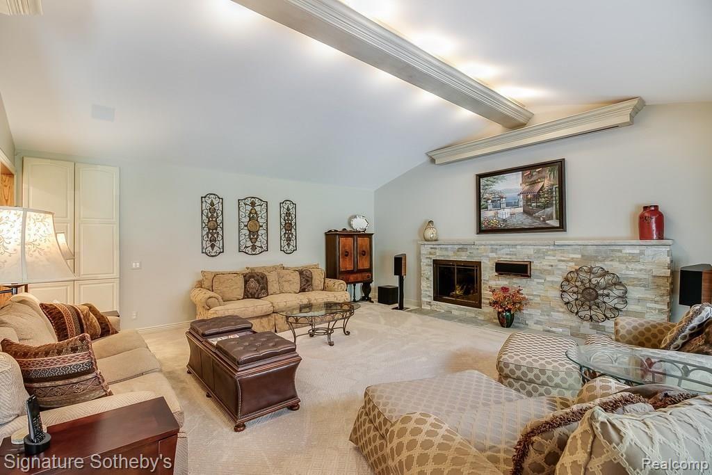 925 Stanford Circle Rochester Hills, MI 48309 - Photo 17 of 45