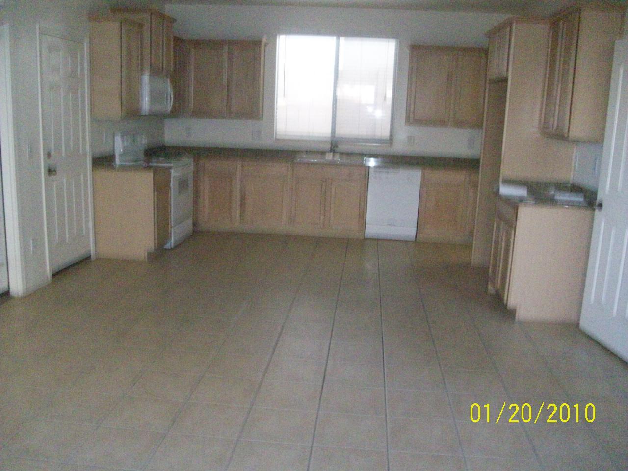 4067 North Point Ridge Road Buckeye, AZ 85396 - Photo 9 of 20 kitchen