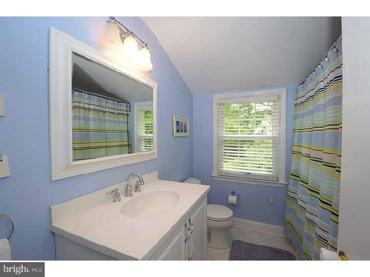 469 Clothier Road Wynnewood, PA 19096 - Photo 20 of 25 Bathroom