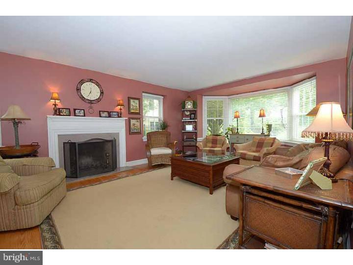 469 Clothier Road Wynnewood, PA 19096 - Photo 3 of 25 Living Room