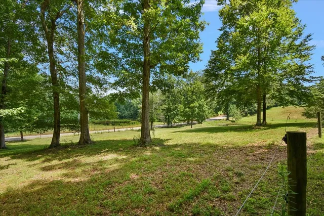 $824,999 | 729 Rabbit Trail Road, Five Points, TN 38457