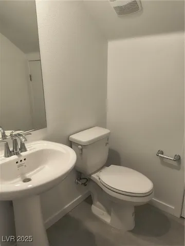 $2,195 | 348 Great Ocean Avenue, North Las Vegas, NV 89084