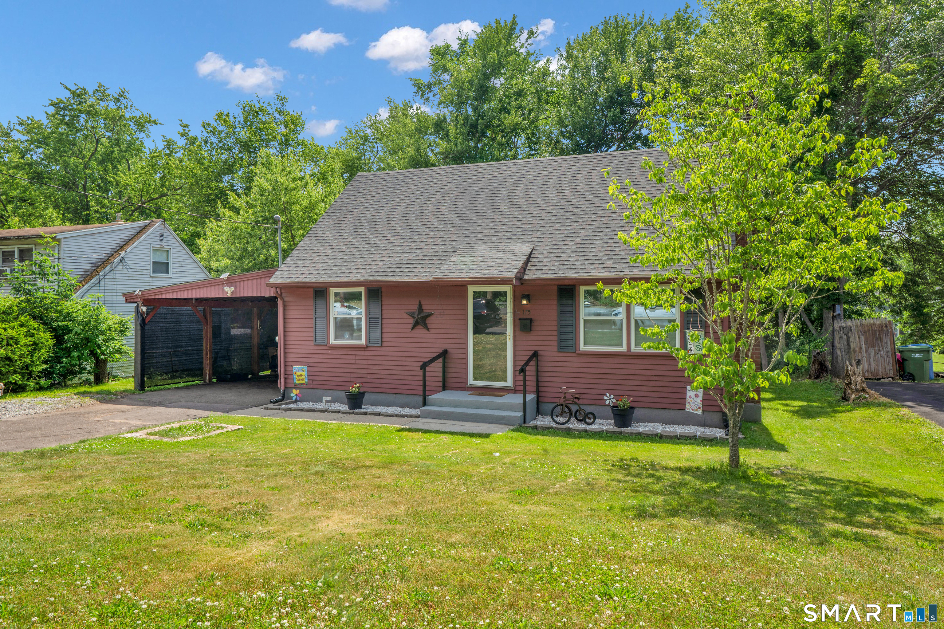 175 Newfield Street Middletown, CT 06457 - Photo 1 of 17