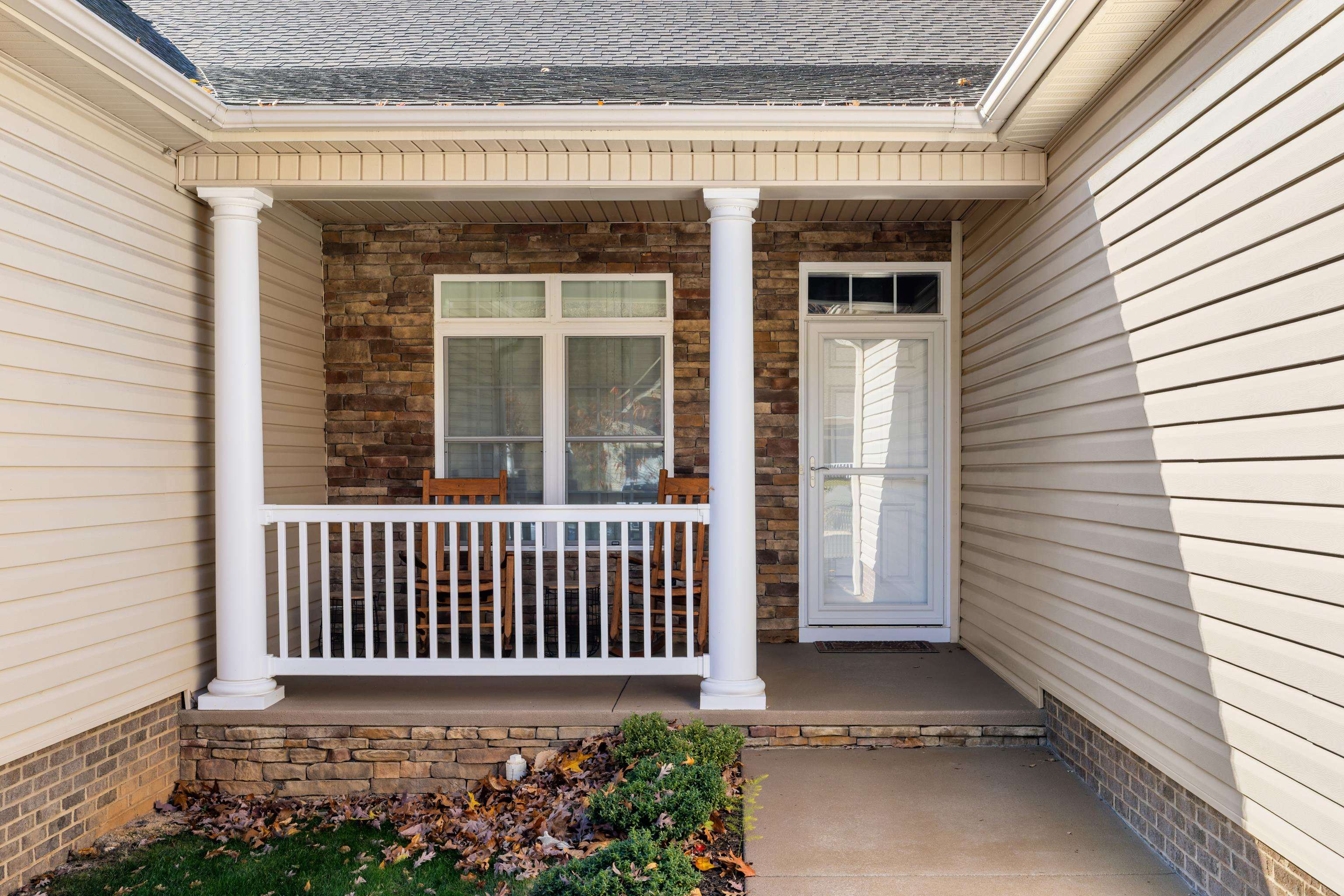 1212 Stocker Street Staunton, VA 24401 - Photo 7 of 62