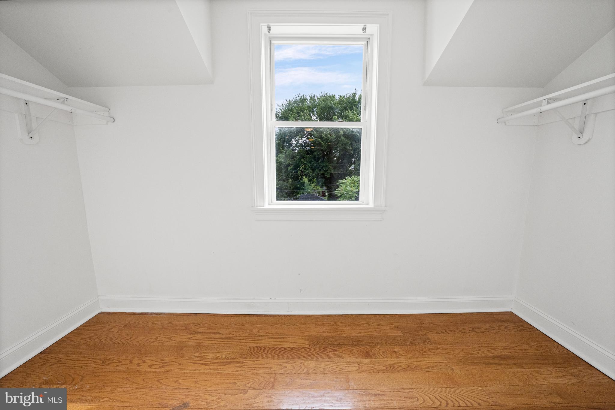 3303 Dorchester Road Baltimore, MD 21215 - Photo 16 of 29 Gallery Image 16