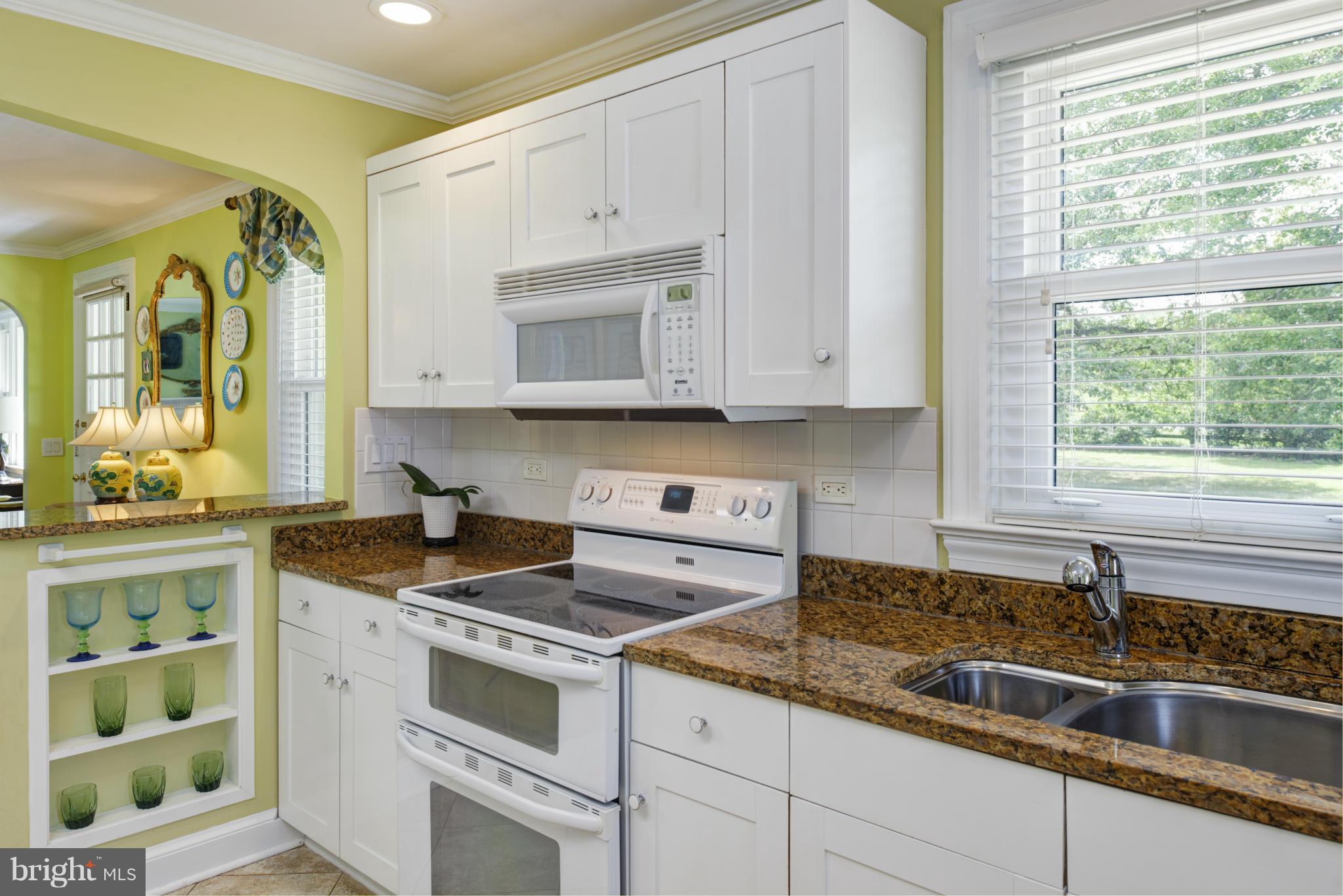 22265 St Louis Road Middleburg, VA 20117 - Photo 11 of 26 Charming and Plenty of Storage