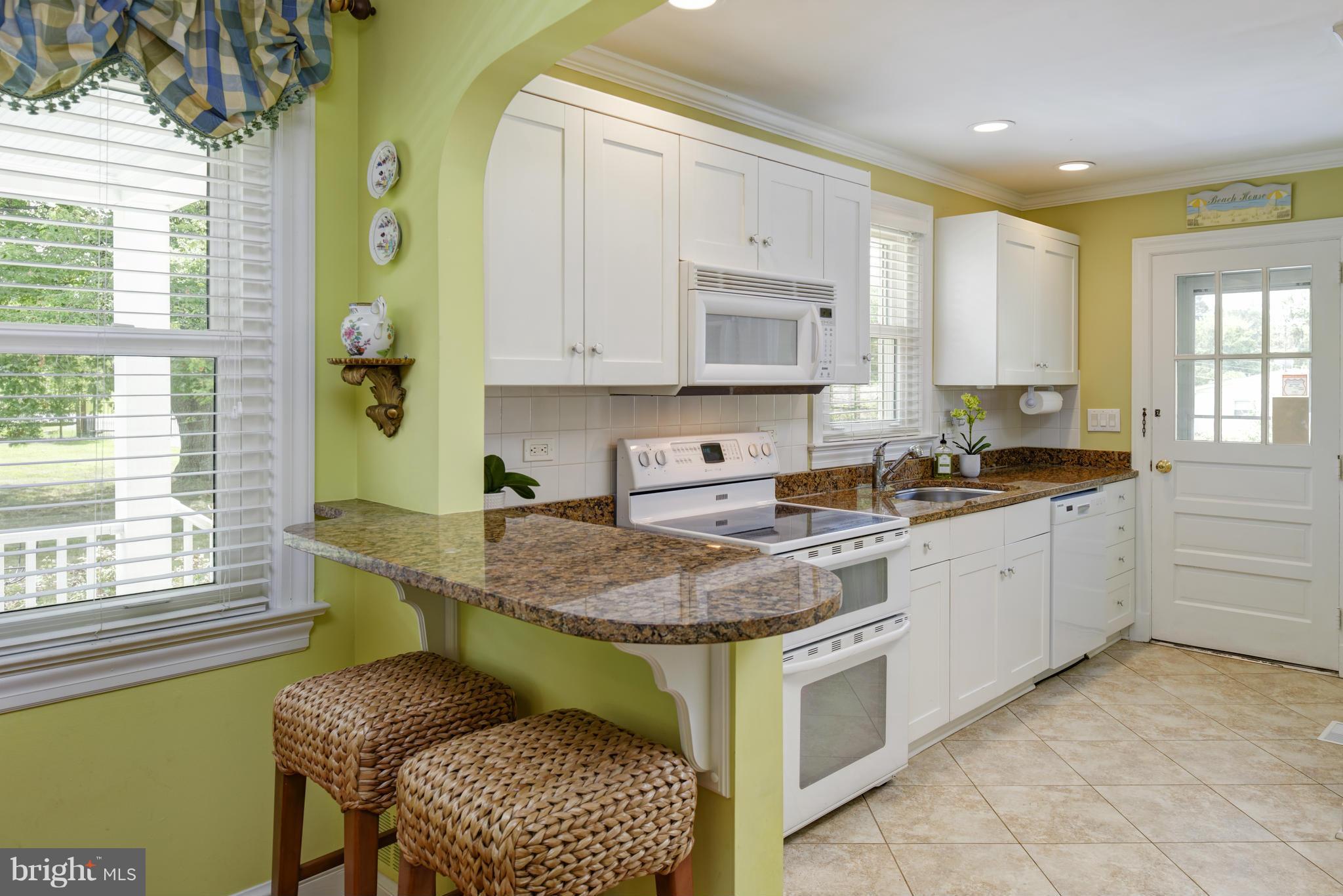 22265 St Louis Road Middleburg, VA 20117 - Photo 13 of 26 Kitchen