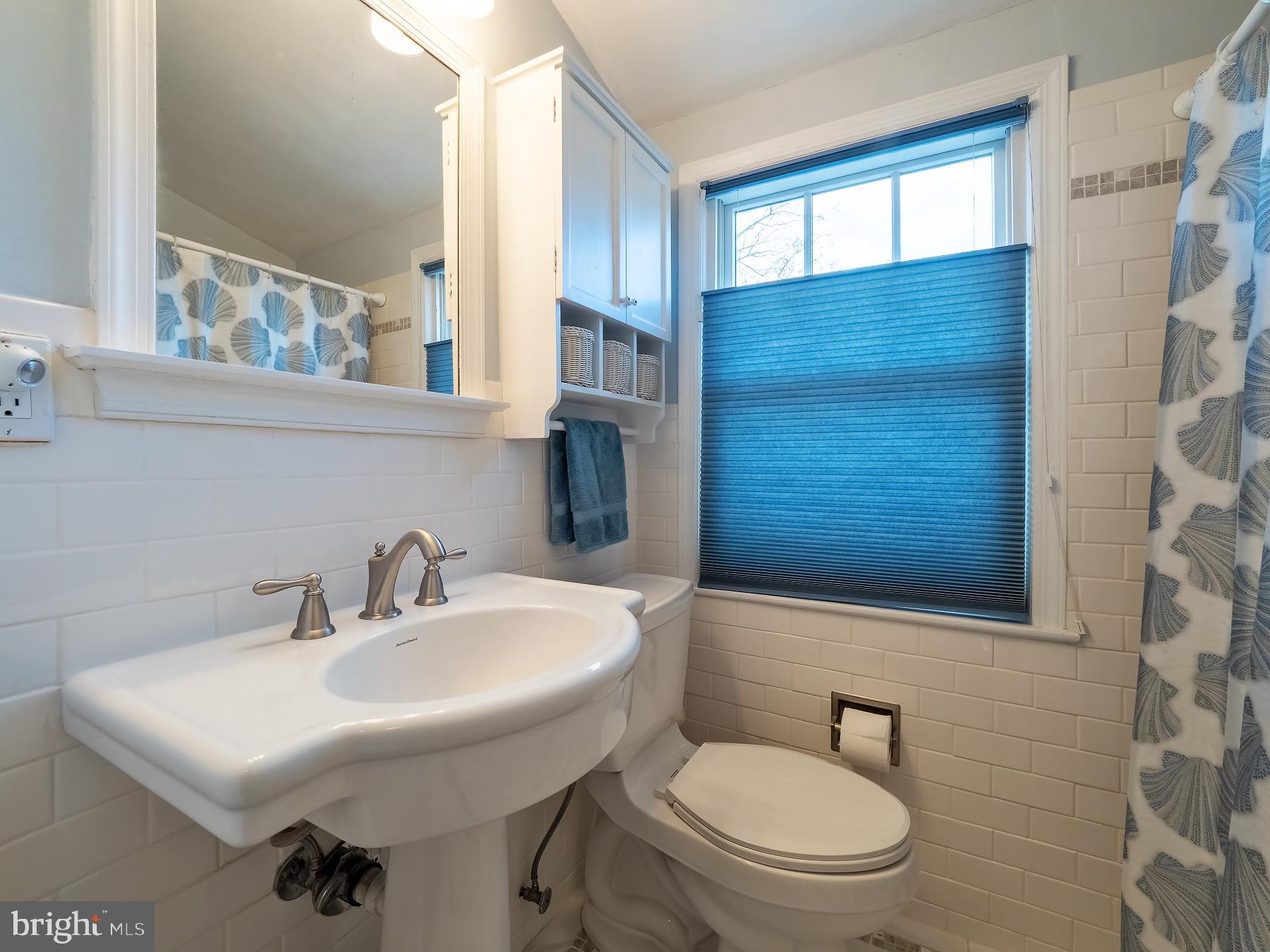9408 Seminole Street Silver Spring, MD 20901 - Photo 15 of 36 Full bath
