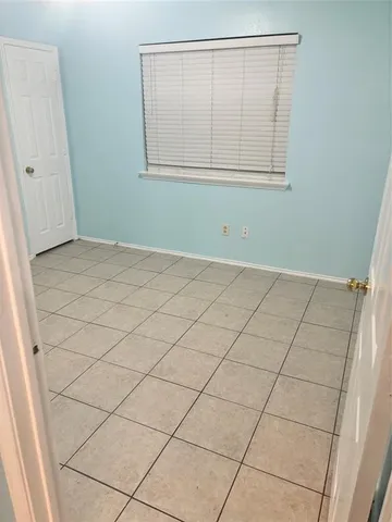 en empty room with window