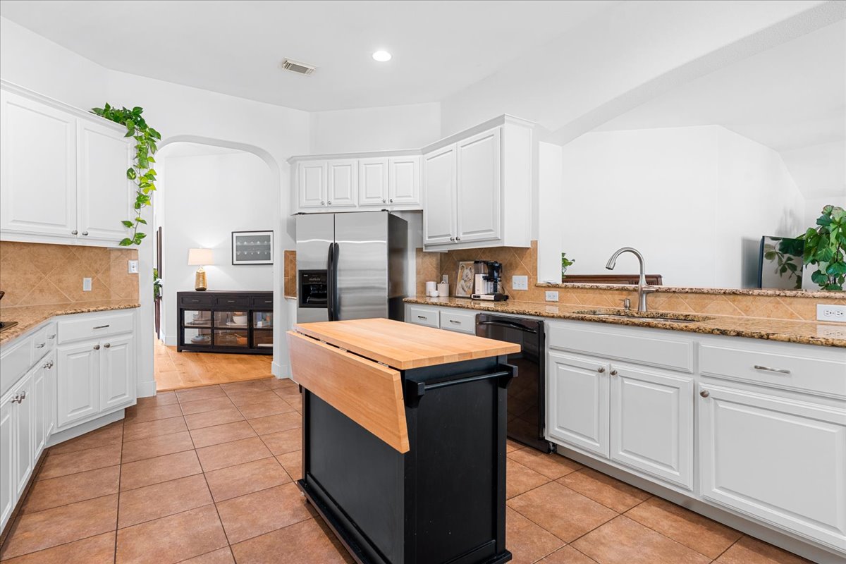 7200 Moon Rock Road Austin, TX 78739 - Photo 13 of 38