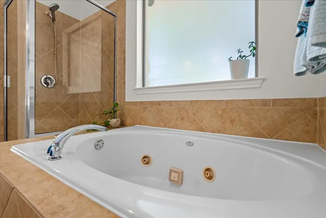 $760,000 | 7200 Moon Rock Road, Austin, TX 78739