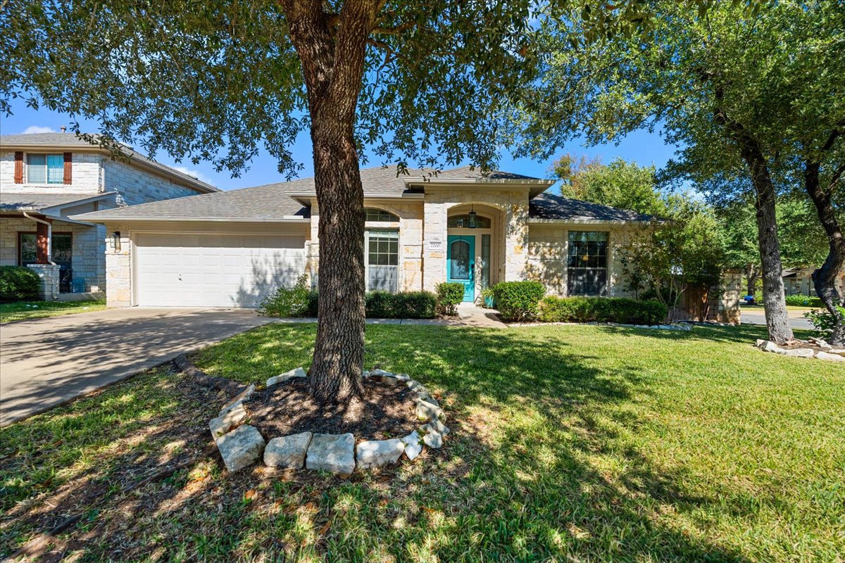 7200 Moon Rock Road Austin, TX 78739 - Photo 3 of 38