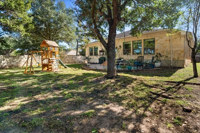 $760,000 | 7200 Moon Rock Road, Austin, TX 78739