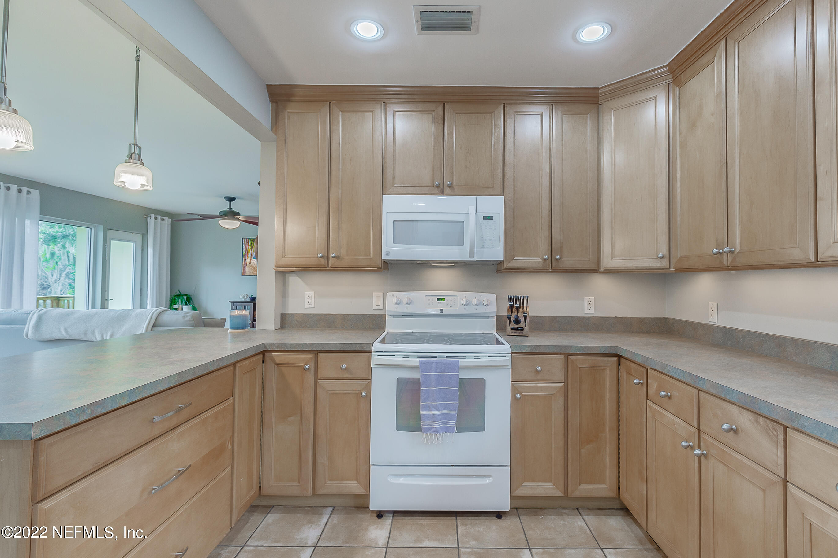 1536 Cornell Road Jacksonville, FL 32207 - Photo 22 of 61 904RealEstatePhotography.com-17