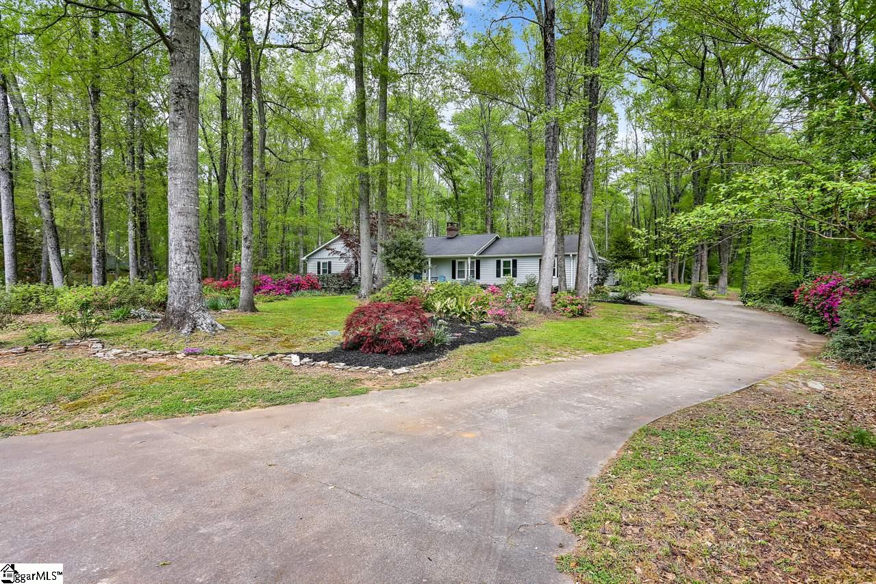107 Wellington Road Easley, SC 29642 - Photo 2 of 36 Gallery Image 2