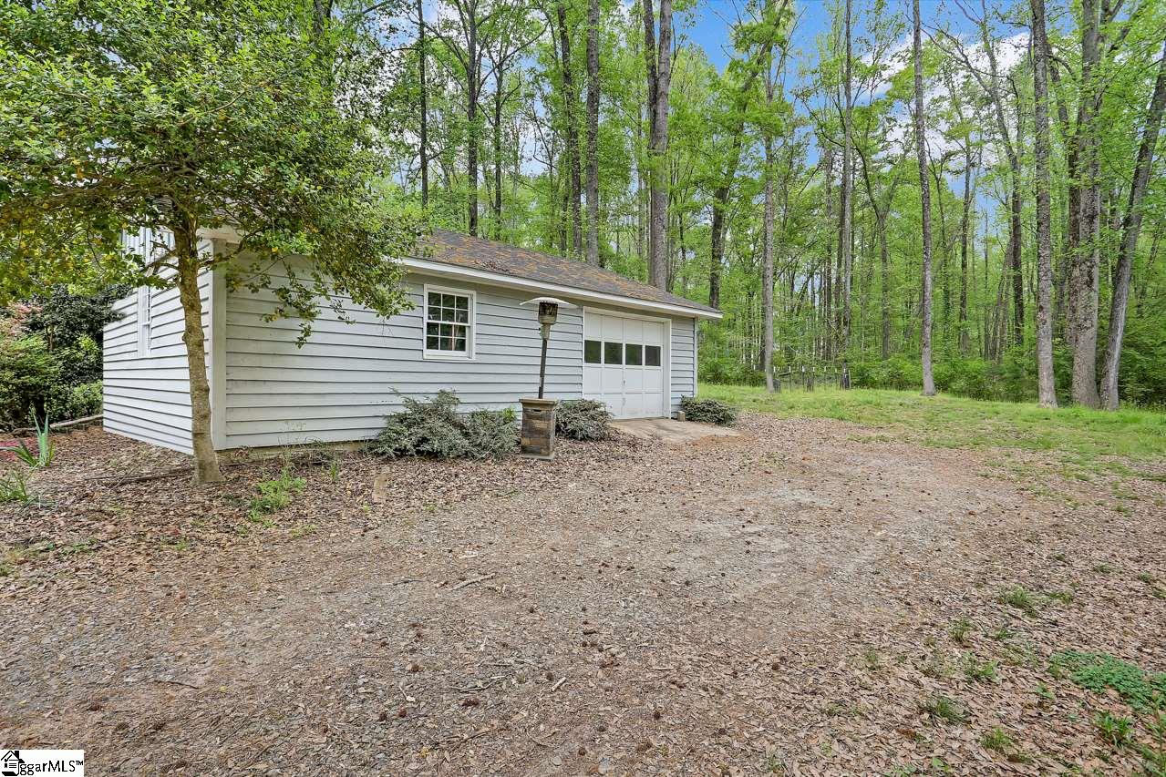 107 Wellington Road Easley, SC 29642 - Photo 35 of 36 Gallery Image 35