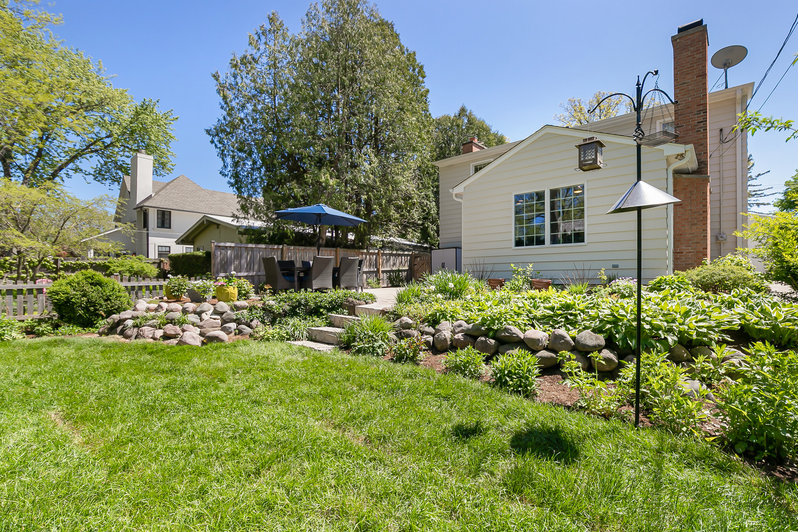 348 East Woodland Road Lake Bluff, IL 60044 - Photo 23 of 30