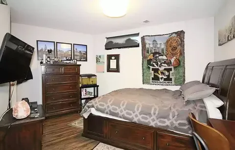 $4,950 | 1045 West Cornelia Avenue, Unit 102, Chicago, IL 60657