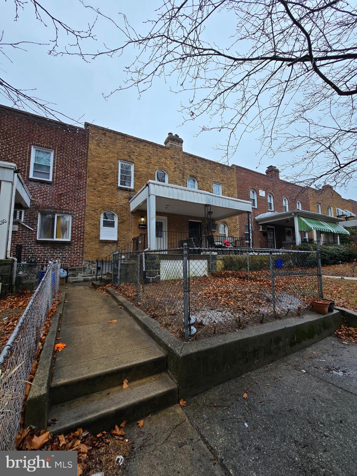 1012 Edgemore Road Philadelphia, PA 19151 - Photo 1 of 39 Gallery Image 1