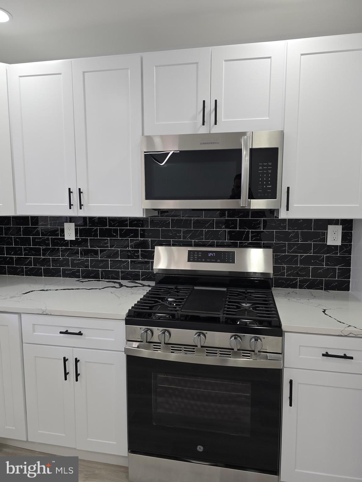 1012 Edgemore Road Philadelphia, PA 19151 - Photo 12 of 39 Gallery Image 12