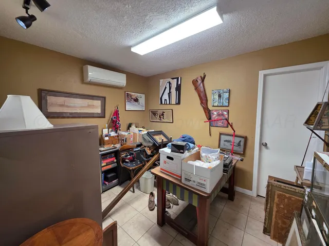 $2,000 | 810 South Adams Street, Amarillo, TX 79101