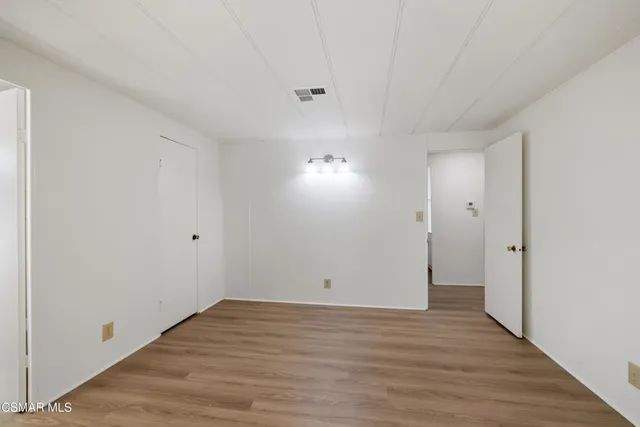 $325,000 | 72 Suzanne Court, Unit 72, Newbury Park, CA 91320