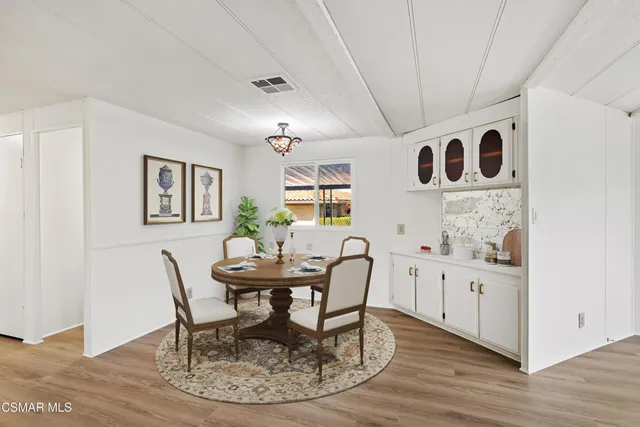 $325,000 | 72 Suzanne Court, Unit 72, Newbury Park, CA 91320