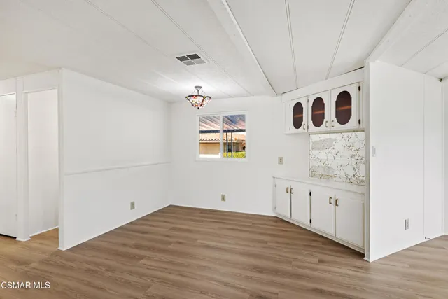 $325,000 | 72 Suzanne Court, Unit 72, Newbury Park, CA 91320