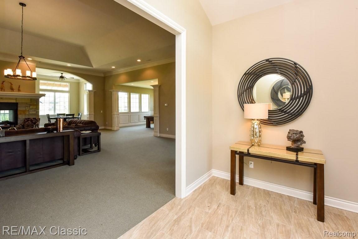 49287 Hawksburry Road Canton, MI 48188 - Photo 94 of 95 0048.jpg