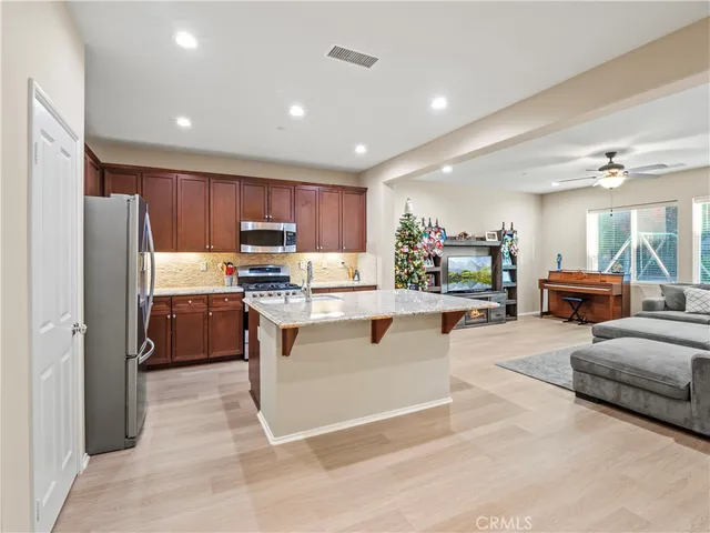 $945,000 | 19205 Carranza Lane, Saugus, CA 91350