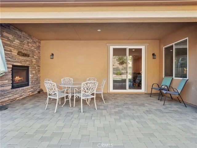 $945,000 | 19205 Carranza Lane, Saugus, CA 91350