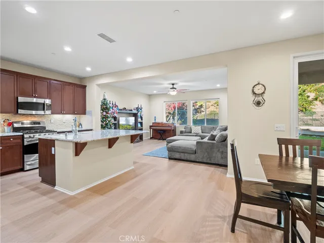 $945,000 | 19205 Carranza Lane, Saugus, CA 91350
