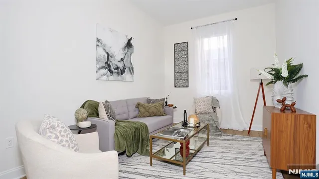 $3,200 | 385 Passaic Avenue, Unit 2, Lodi, NJ 07644