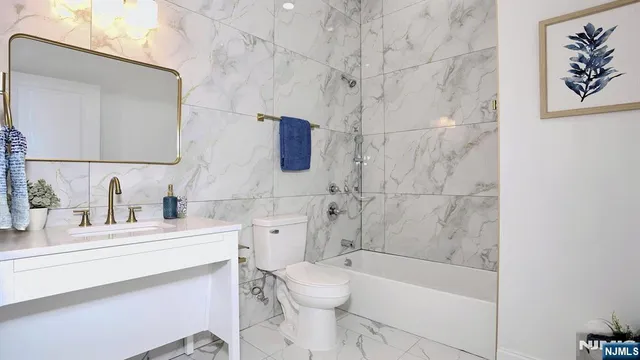 $3,200 | 385 Passaic Avenue, Unit 2, Lodi, NJ 07644