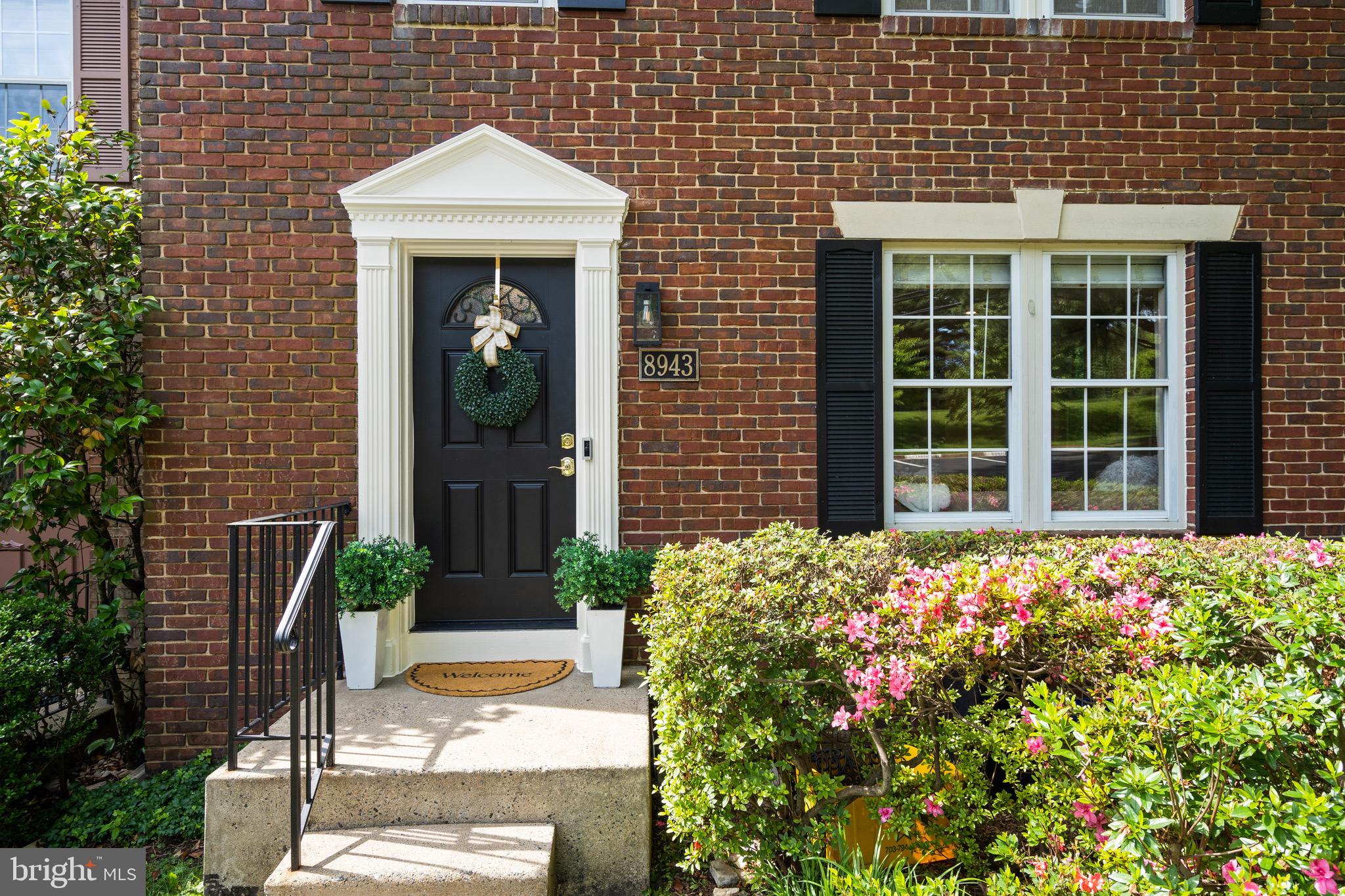 8943 Park Forest Drive Springfield, VA 22152 - Photo 3 of 74 Beautifully situated end-unit townhouse
