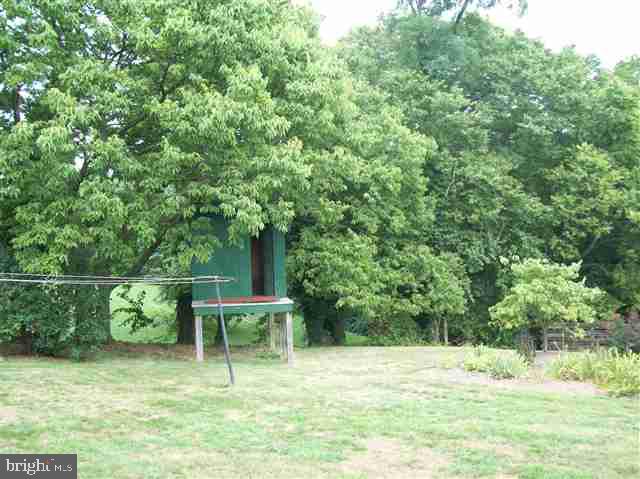 209 Ridge Hill Road Mechanicsburg, PA 17050 - Photo 17 of 18 Gallery Image 17