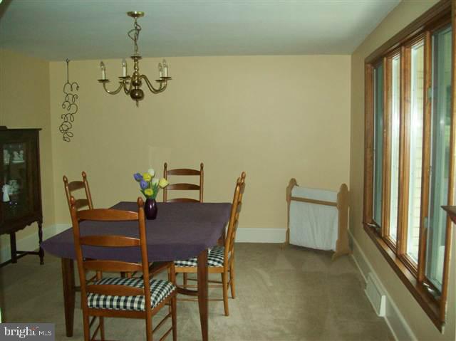 209 Ridge Hill Road Mechanicsburg, PA 17050 - Photo 5 of 18 Gallery Image 5