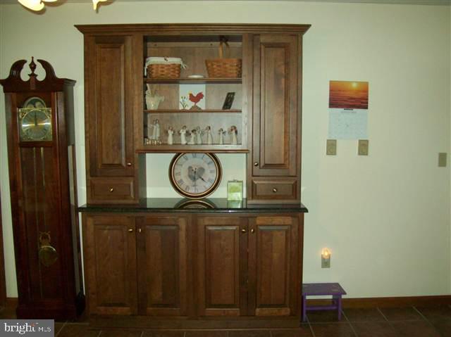 209 Ridge Hill Road Mechanicsburg, PA 17050 - Photo 10 of 18 Gallery Image 10