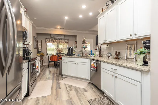 $423,500 | 51 Belle Meade Road, Holly Springs, MS 38635