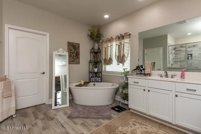 $423,500 | 51 Belle Meade Road, Holly Springs, MS 38635