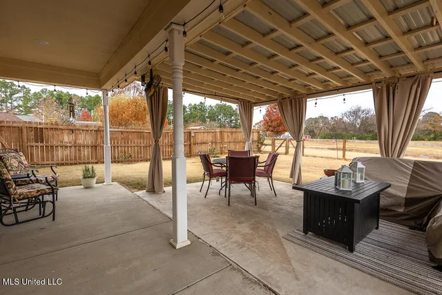 $423,500 | 51 Belle Meade Road, Holly Springs, MS 38635