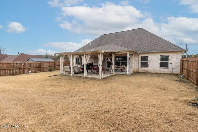 $423,500 | 51 Belle Meade Road, Holly Springs, MS 38635